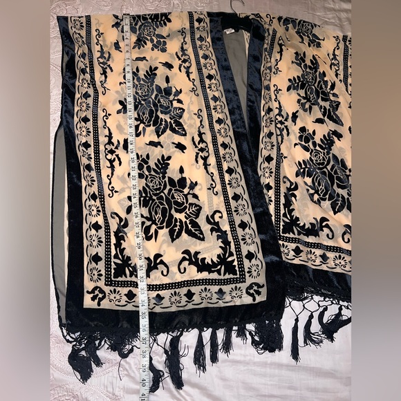 Free People Nightbird Kimono Black Cream Floral Fringe Boho OS NWOT - Picture 7 of 7